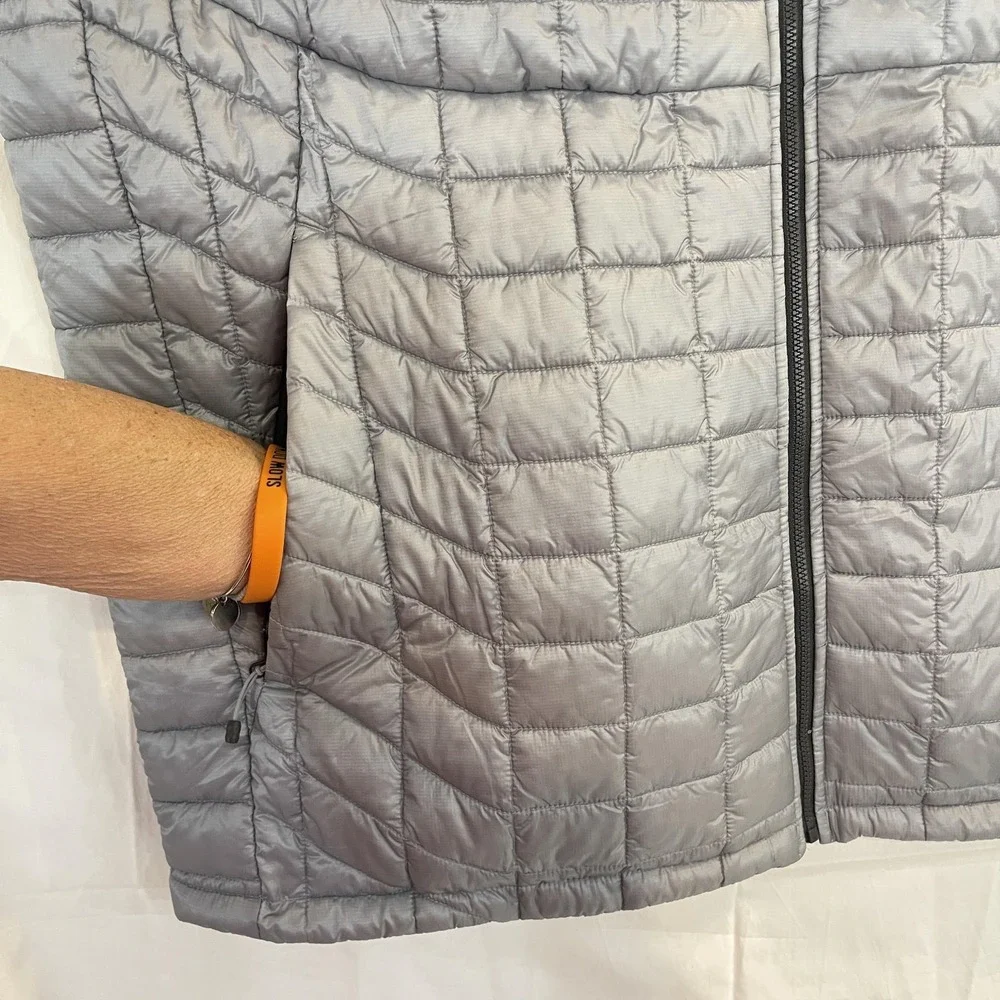 The North Face Vest Mens 2XL Gray ThermoBall Eco Insulated Quilted‎ Full Zip